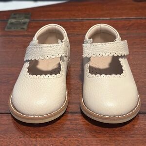Elephantito Leather Mary Jane Flats (Toddler), Size 6 (EU 21), Cream